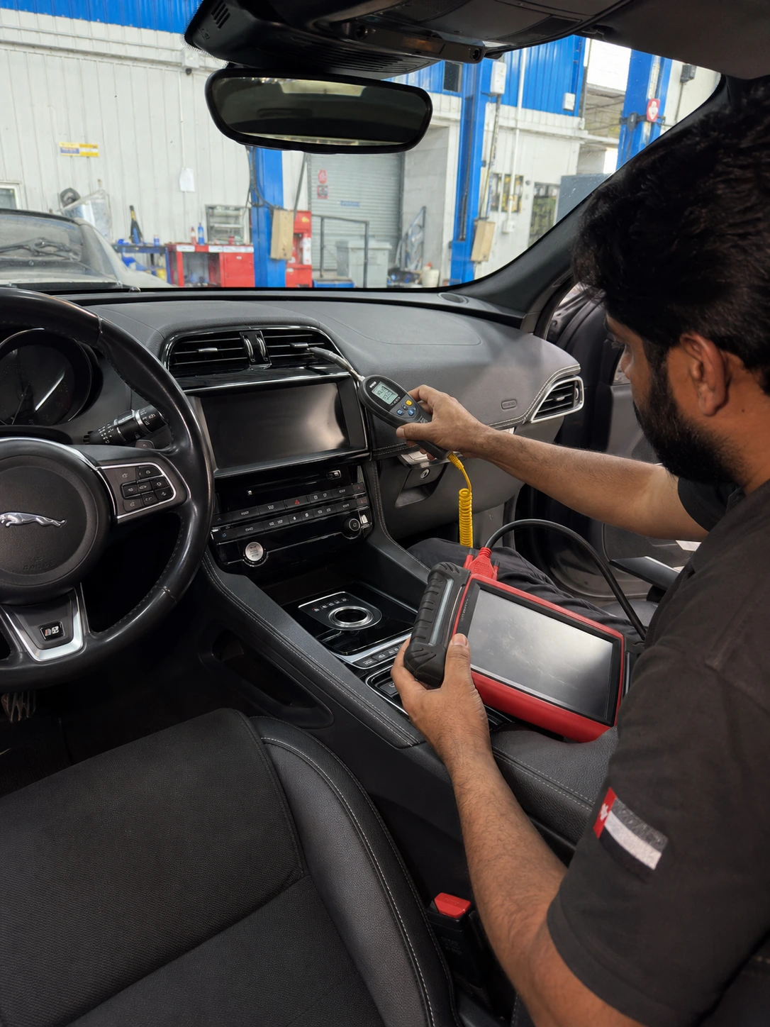 Jaguar AC electrical and climate-control diagnostic